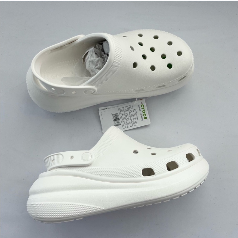Brand New White Classic Crush Platform Crocs Women’s 9